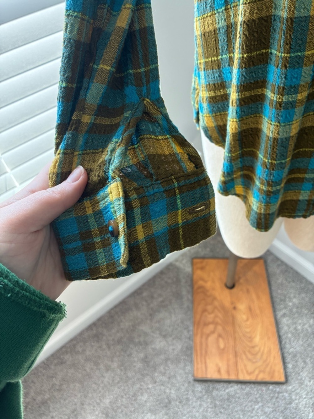 Pilcro Anthropologie Women's The Hadley Green Relaxed Plaid Button Down Shirt - Picture 3 of 10